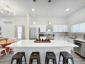 Imagen sin descripción, 4 de 37, botón