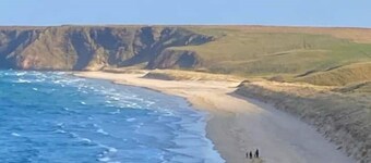 Beautifully renovated croft house with woodburning stove.Just minutes to beaches