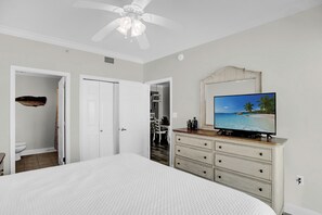 2 chambres, fer et planche Ă repasser, Wi-Fi gratuit, draps fournis