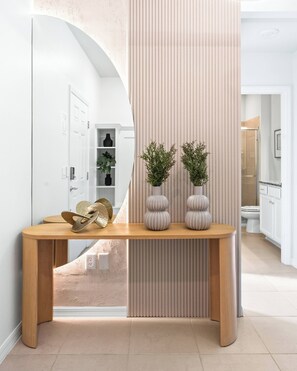 Interior - 4118 Windsor Island brand new pool BBQ 13 guests (Davenport)