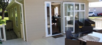 Willows 24 3 Bedroom Lodge at Trecco Bay Holiday Park