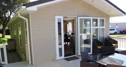 Willows 24 3 Bedroom Lodge at Trecco Bay Holiday Park