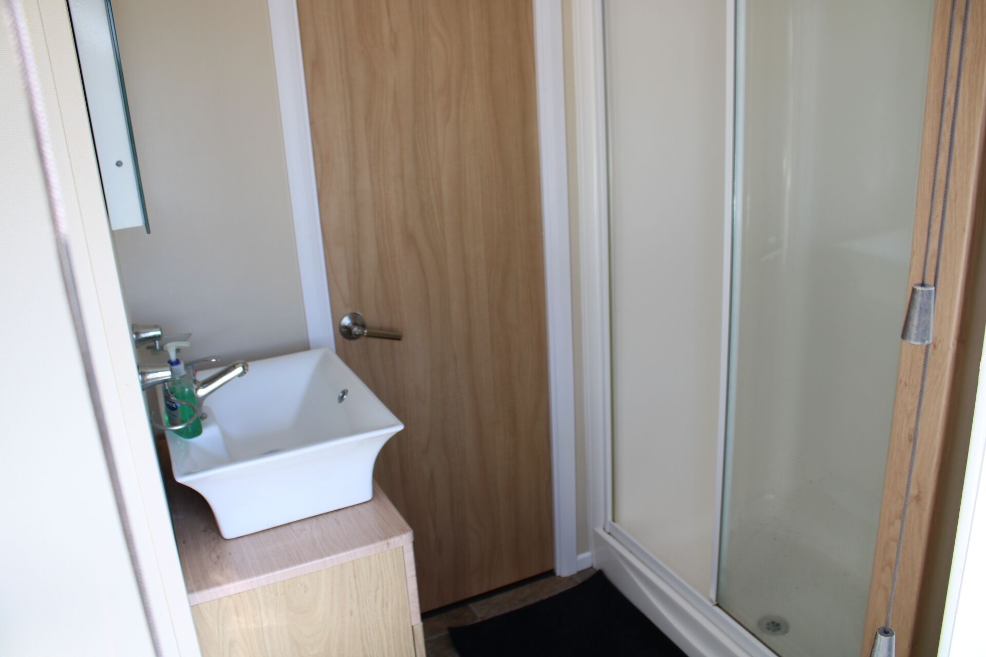 Douche, papier toilette