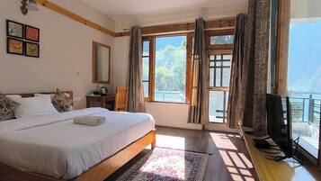 Deluxe Double Room, Balcony, River View | Desk, laptop workspace, free WiFi