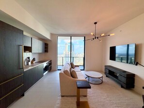 Apartment, Accessible | 2 bedrooms - Sky-high Luxury in Downtown Miami (Miami)