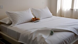 Family Condo, City View | 1 bedroom, minibar, soundproofing, free WiFi - 1BR Covent Garden South Tower University Belt- SM Sta Mesa, Metro Manila,Philippines (Manila)
