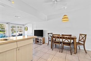 House | 2 bedrooms - Citrus Isles Waterfront Home (Fort Lauderdale)