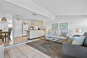 Interior - Citrus Isles Waterfront Home (Fort Lauderdale)