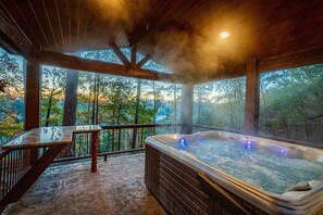 Bain à remous extérieur