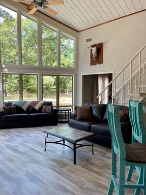 TV - Texoma Tango Cabin by Lake and Beach (Pottsboro)