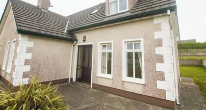 Charming Coastal 3-bedroom house in Enniscrone
