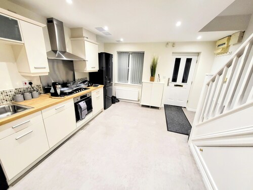 Comfortable Stay - Myrtle Cres