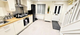 Comfortable Stay - Myrtle Cres