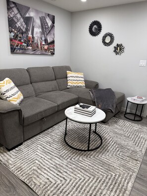 Smart TV, books - Relax, Recharge, Repeat: 2BedroomWalkout Haven (Calgary)