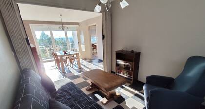 House close to amenities, combes park and Vaison circuit