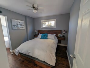 3 bedrooms, WiFi, bed sheets