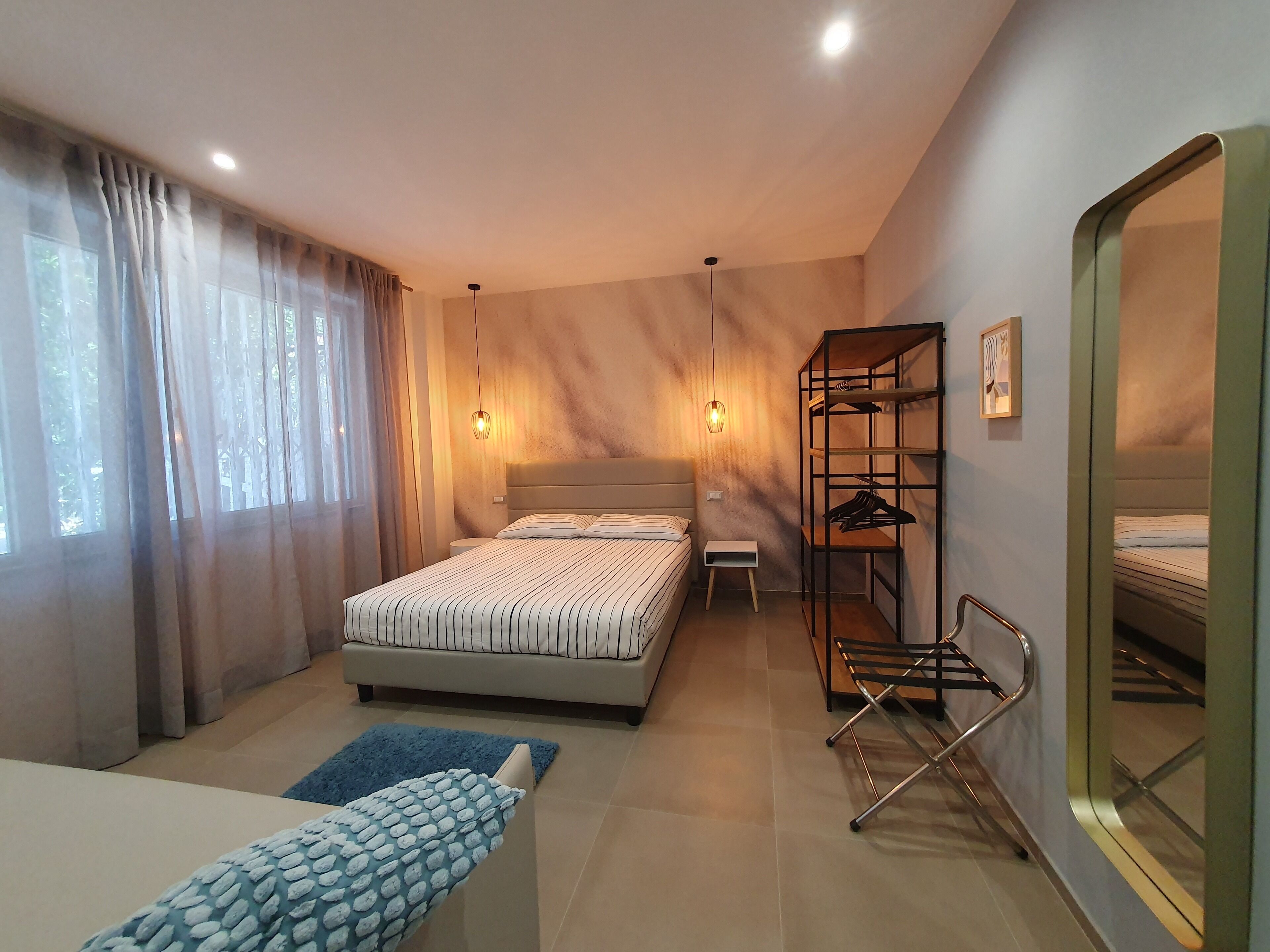 2 bedrooms, travel crib, free WiFi, bed sheets