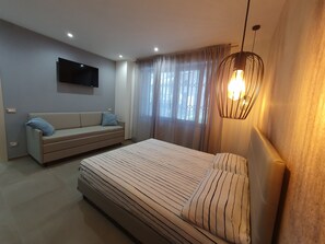 2 habitaciones, cuna de viaje, wifi gratis y ropa de cama 