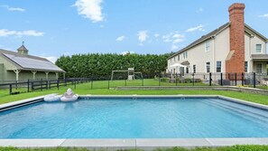 Beheizter Pool