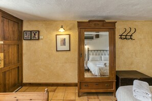 1 habitación, wifi gratis y ropa de cama