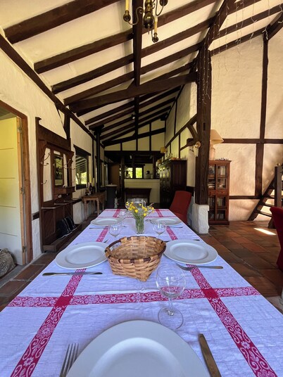 Country house in a green setting 40 minutes from the ocean