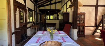Country house in a green setting 40 minutes from the ocean