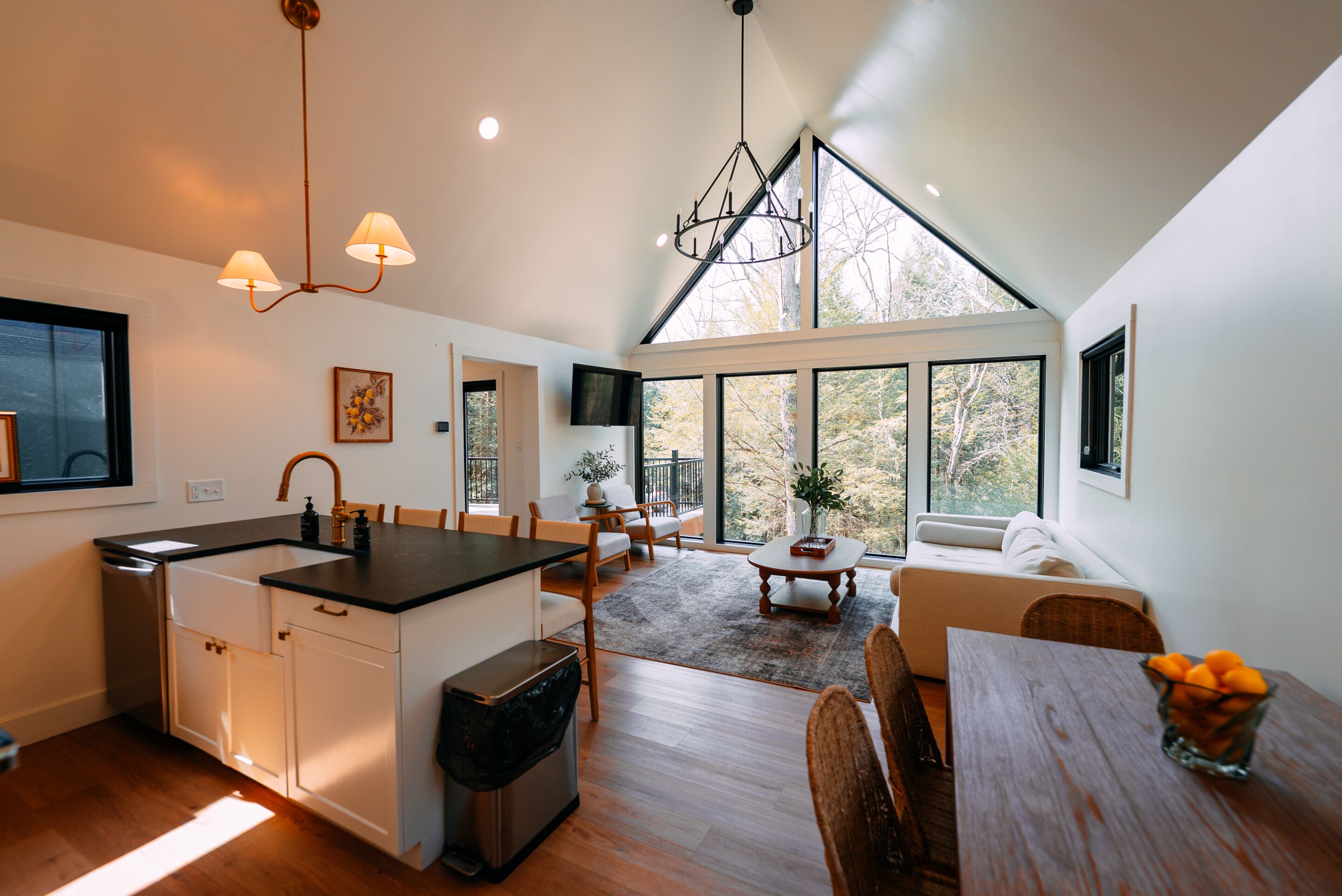 المنشأة من الداخل