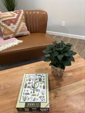 Interior - Hot tub stargazing, pet friendly! Downtown & hiking nearby. Ideal for Gem Show. (Tucson)