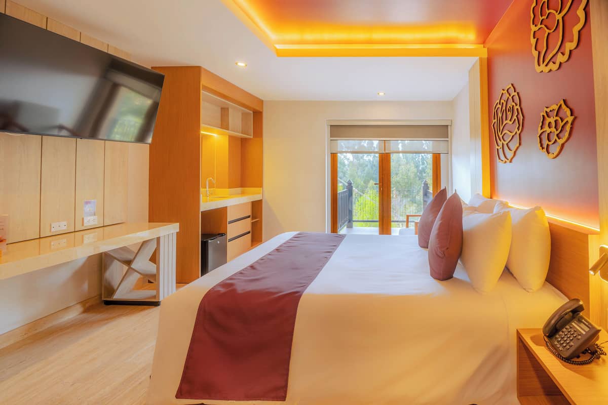 Superior Room, Garden View