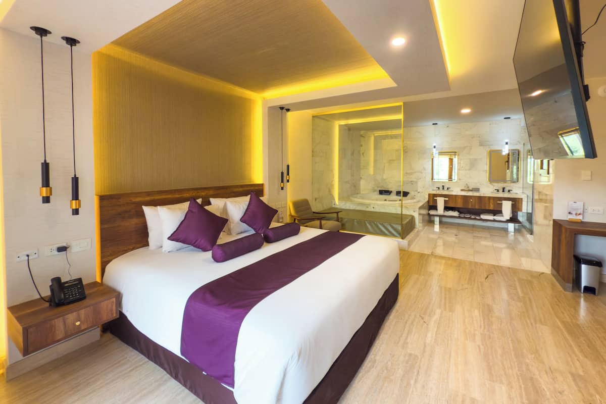 Chambre Junior, 1 trÚs grand lit, vue jardin | Coffres-forts dans les chambres, ameublement personnalisé, bureau