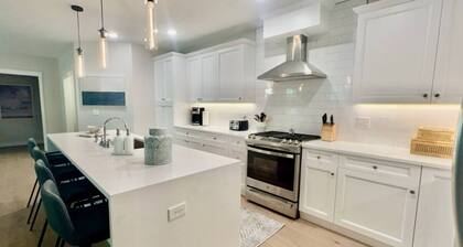 New Notre Dame Condo - Cozy, Roomy, and Ready for Your Booking!
