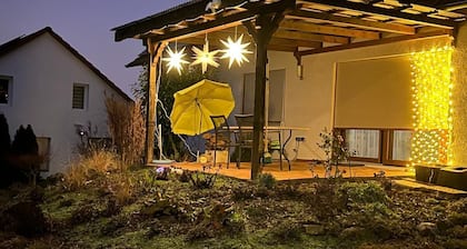 Volkach near highway A3 / room 2 beds / bathroom