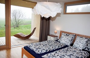 1 bedroom, iron/ironing board, travel cot, free WiFi
