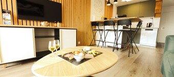 Évasion Alpine, next to the baths