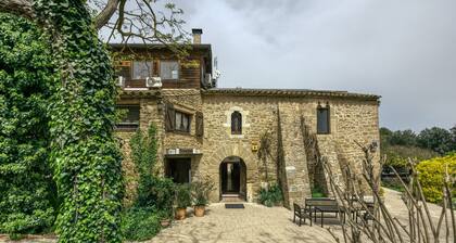 Room 'Garbi' with Shared Pool, Wi-Fi and Air Conditioning