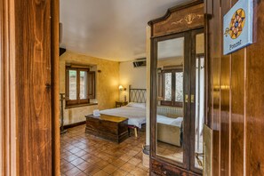 1 chambre, Wi-Fi gratuit, draps fournis