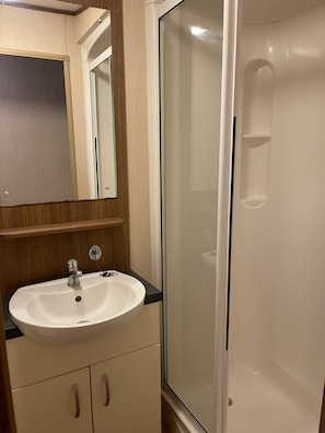 Douche, papier toilette