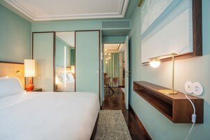 迷你吧、客房内保险箱、遮光窗帘、隔音