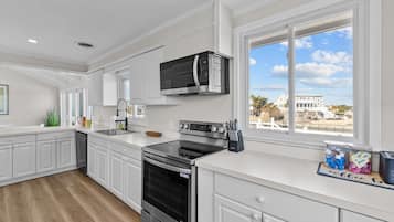 Fridge, microwave, oven, dishwasher