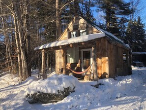Exterior - Cabin-7 min to Ski Stratton-Wood Fired Sauna-Brook View-Woodstove-Firepit-Dog OK (JAMAICA)