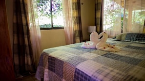 Cottage, Private Bathroom, Lake View | 3 bedrooms, free WiFi