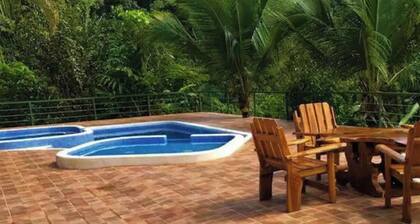 Pura Natura Lodge Arroyo