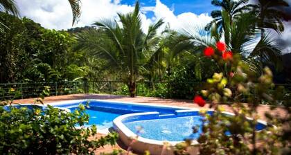 Pura Natura Lodge Arroyo