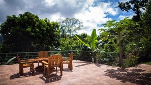 Casa de campo, baño privado, vistas al lago | Exterior