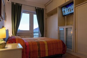 1 bedroom, iron/ironing board, WiFi