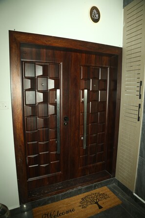 Interior - Modern 3BR3BT Cove 5Km to Airport (Chennai)