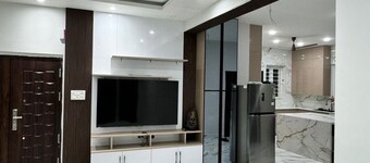 Family-Friendly 3BR Near Airport & Phoenix Mall