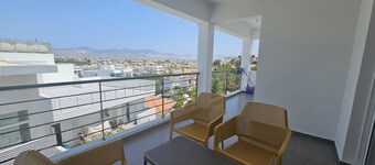 56 NIC - Stay Space View Apartment