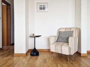 House | 2 bedrooms, soundproofing
