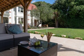 Terrace/patio - Windy Ridge - sleeps 16 guests  in 6 bedrooms (Bembridge)